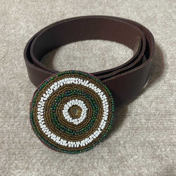 Unbranded Accessories - Brown Leather Belt w/Circular Seed Bead Belt Buckle Size Medium/Large